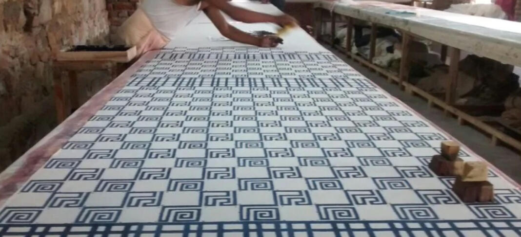 Hand block printing near Jaipur, India Hand block printing near Jaipur, India